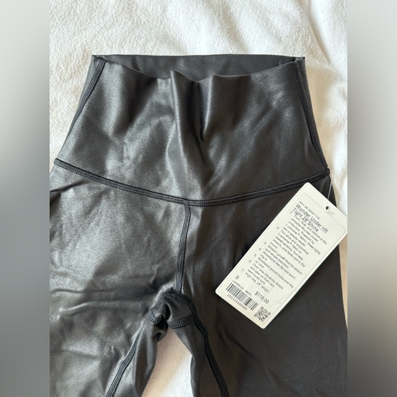 NWT Lululemon Wunder Under HR Shine 28’ - Picture 2 of 4